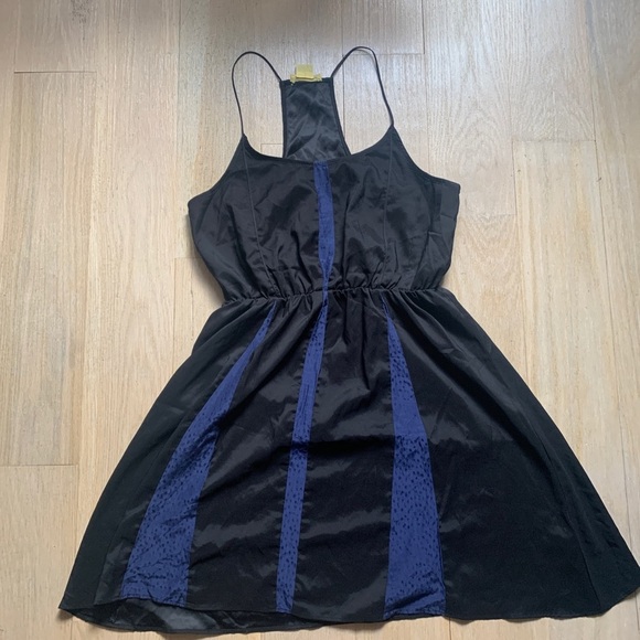 3/$30 Dress - Picture 1 of 3